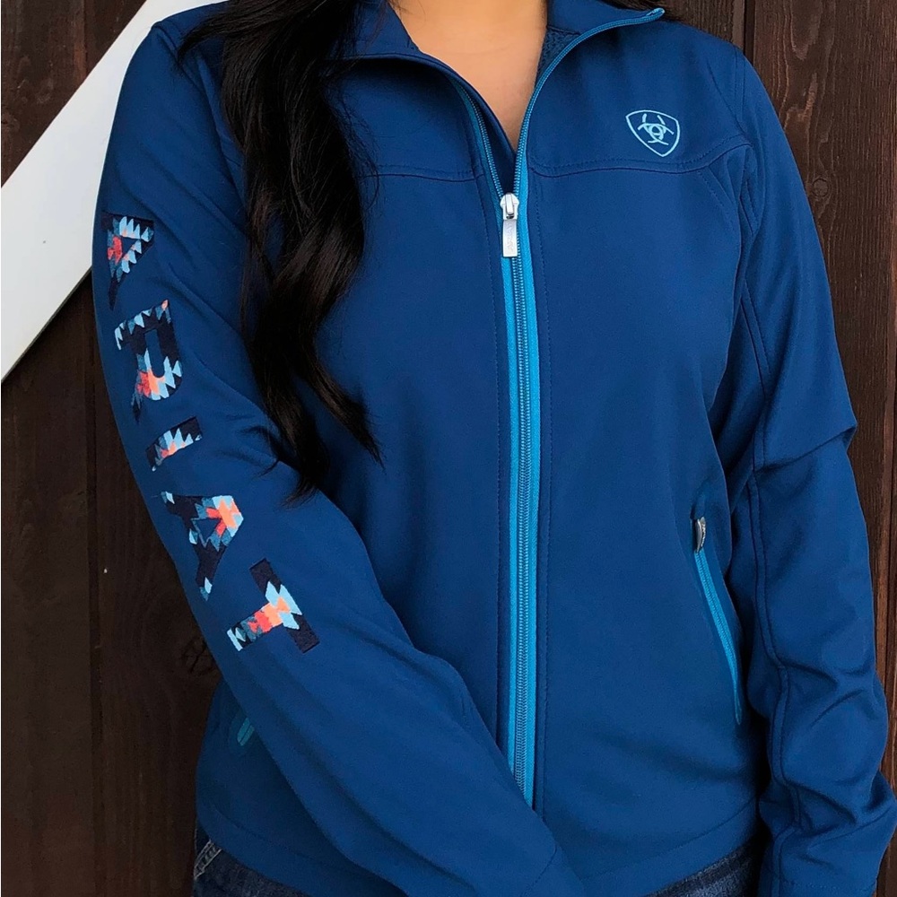 Ariat Teal Team Softshell Jacket Aztec Serape Pattern Embroidered Sleeve - Picture 5 of 13